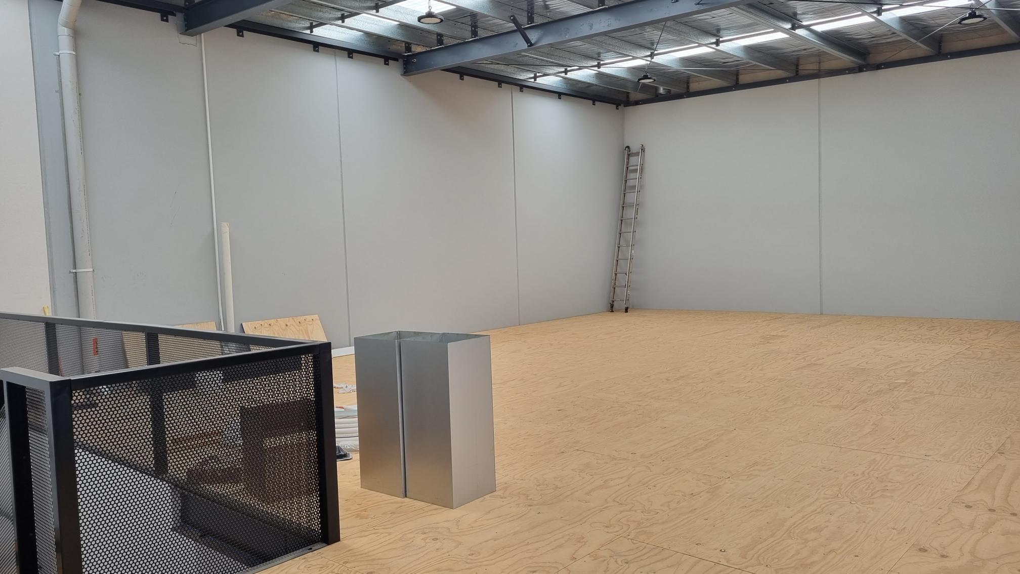 For Lease Warehouse/Showroom Thomastown Killen Thomas